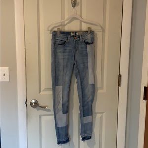 Indigo Rein ankle cut multicolor jeans